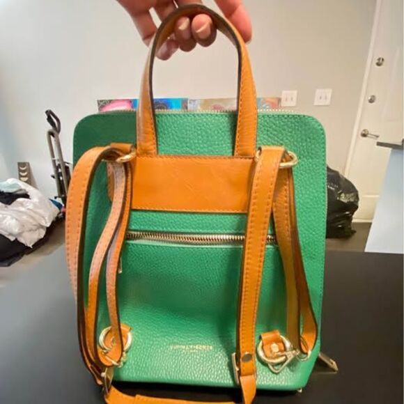 Purse / back pack / tote - Picture 2 of 10